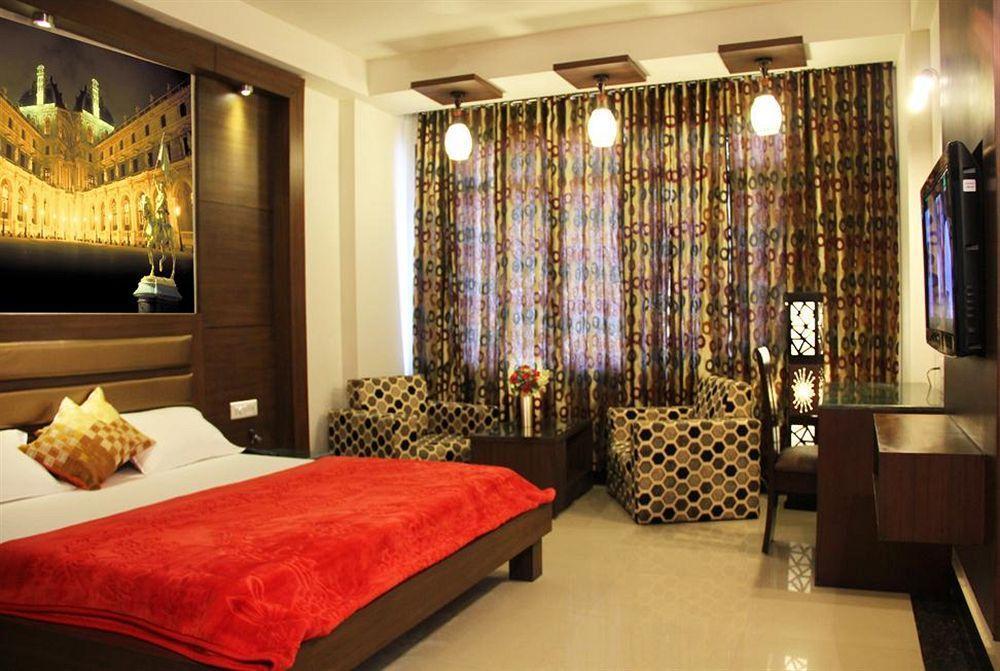 Namaskar Residency Hotel Amritszár Kültér fotó