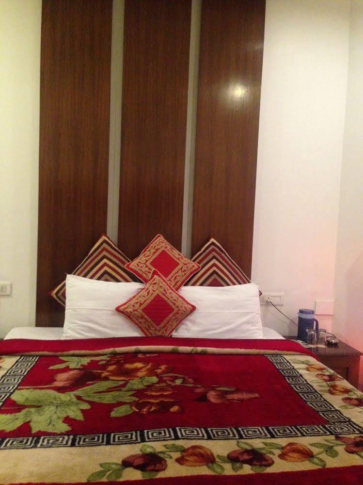 Namaskar Residency Hotel Amritszár Kültér fotó