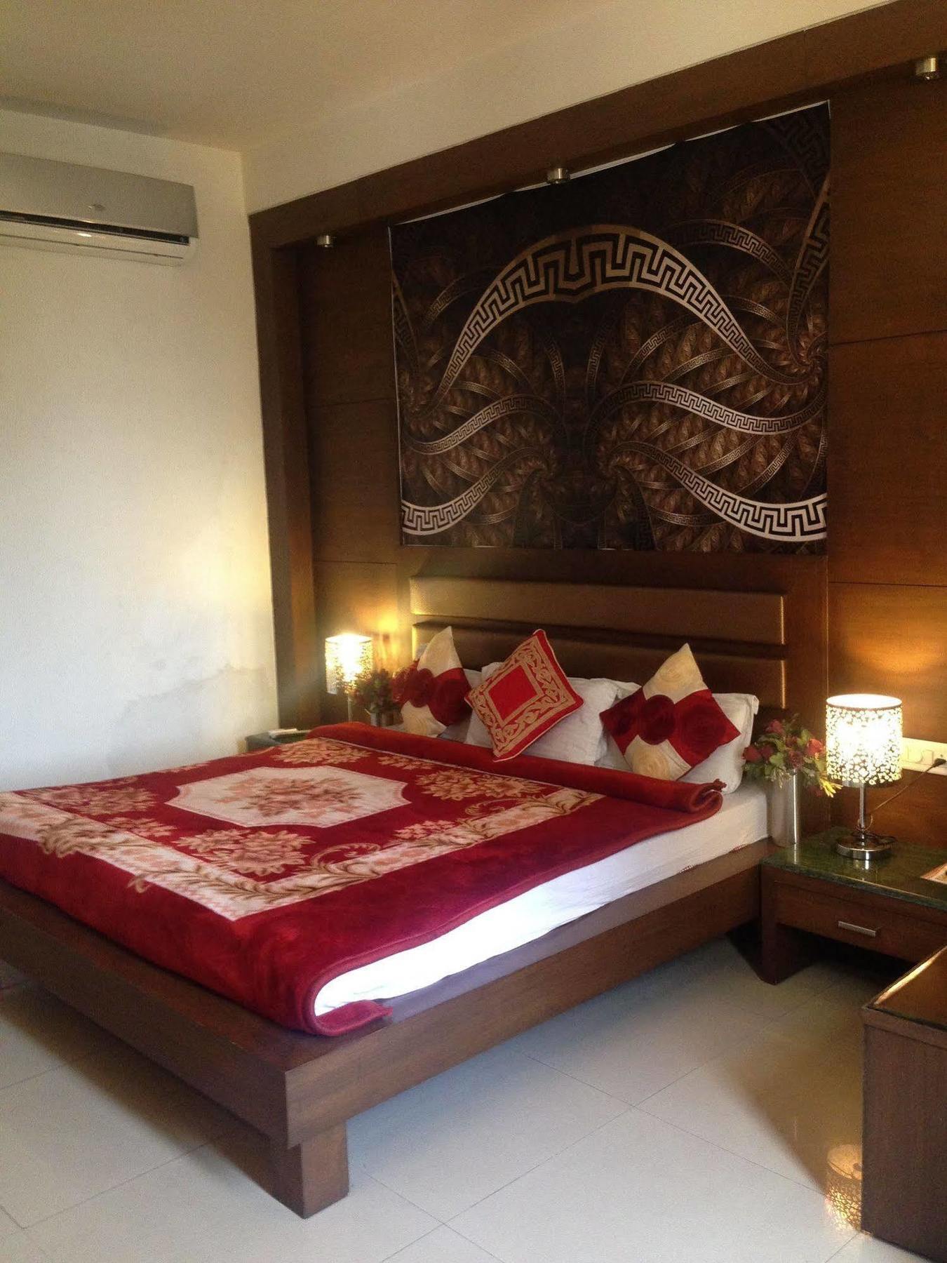 Namaskar Residency Hotel Amritszár Kültér fotó