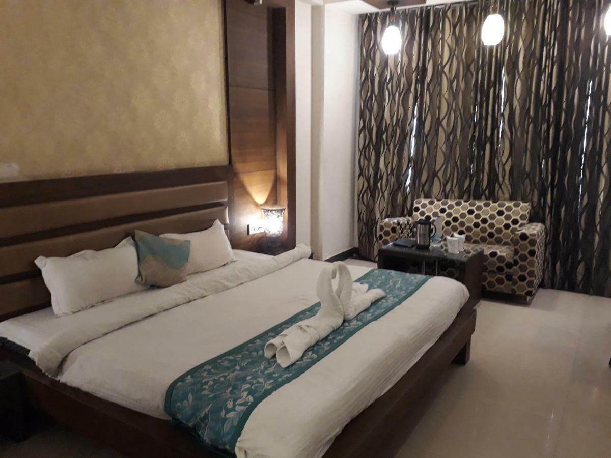 Namaskar Residency Hotel Amritszár Kültér fotó